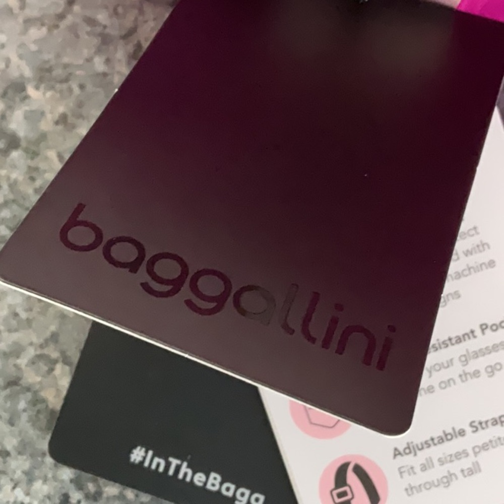 Baggallini Pink Tote Bag - Picture 5 of 13